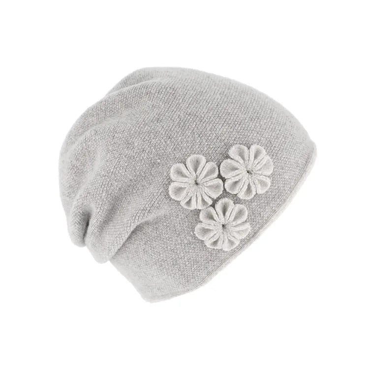 Beanie Wool Flowers Light Grey
