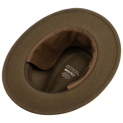 Traveller Woolfelt EF Serpent