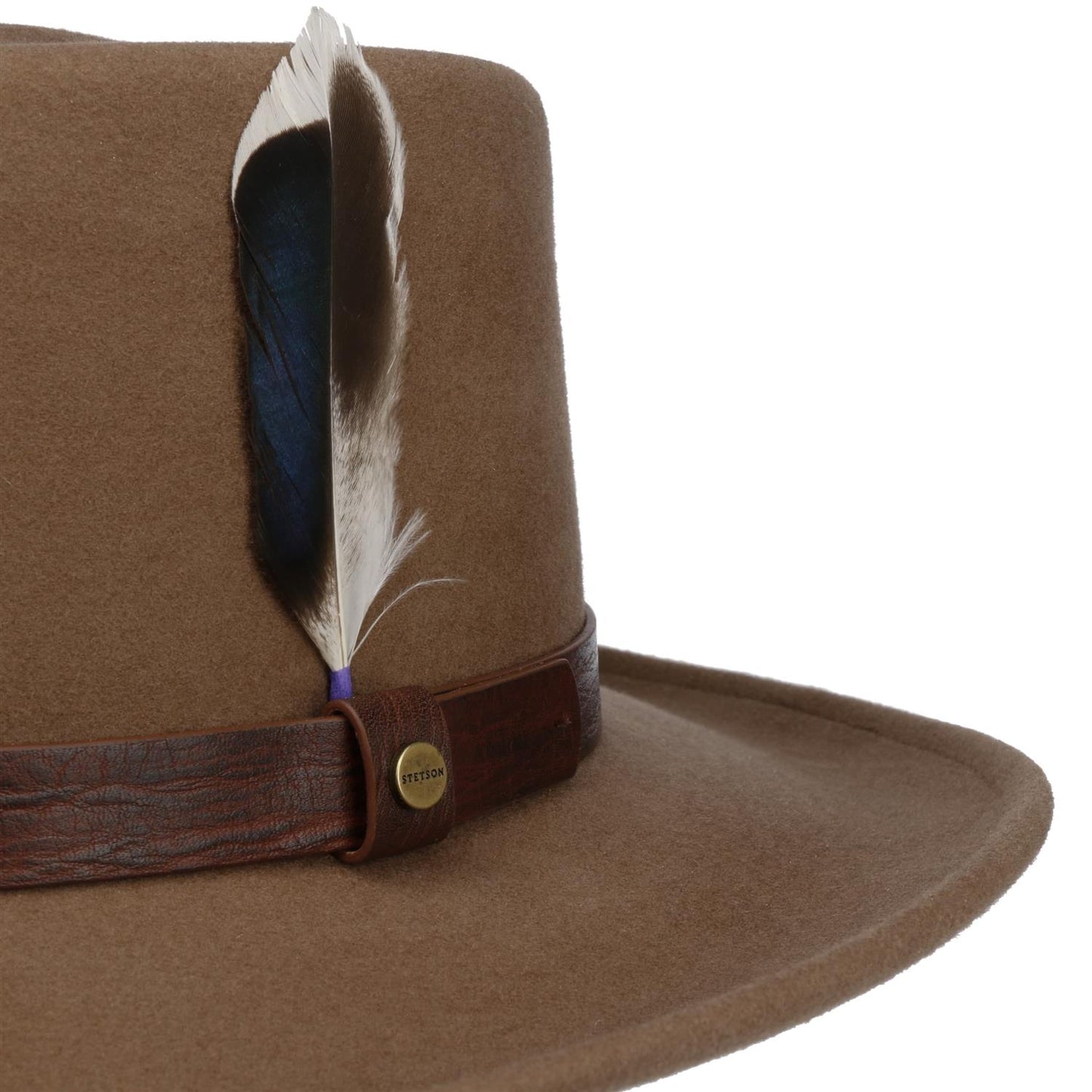 Gambler Woolfelt Almond