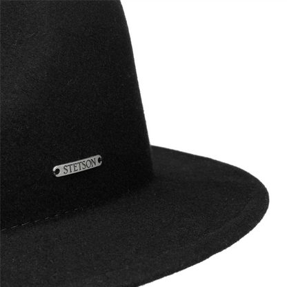 Traveller Woolfelt Remington